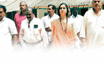 அரசியல் வெற்றிக்கு வன்முறை யுக்தியை பிஜேபி தொடர்வது நியாயமா?